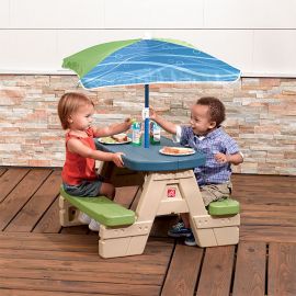 Step2 Sit&Play Picnic Table With Umbrella (4-Pk)